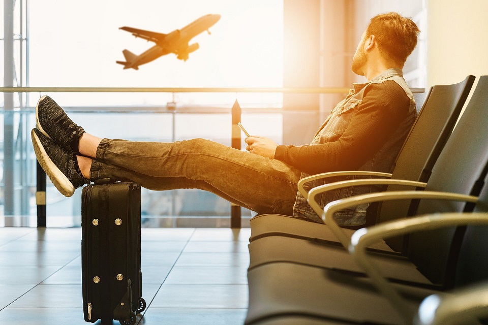 Comment Retrouver Une Personne Croisée Dans Un Aéroport ? | Site